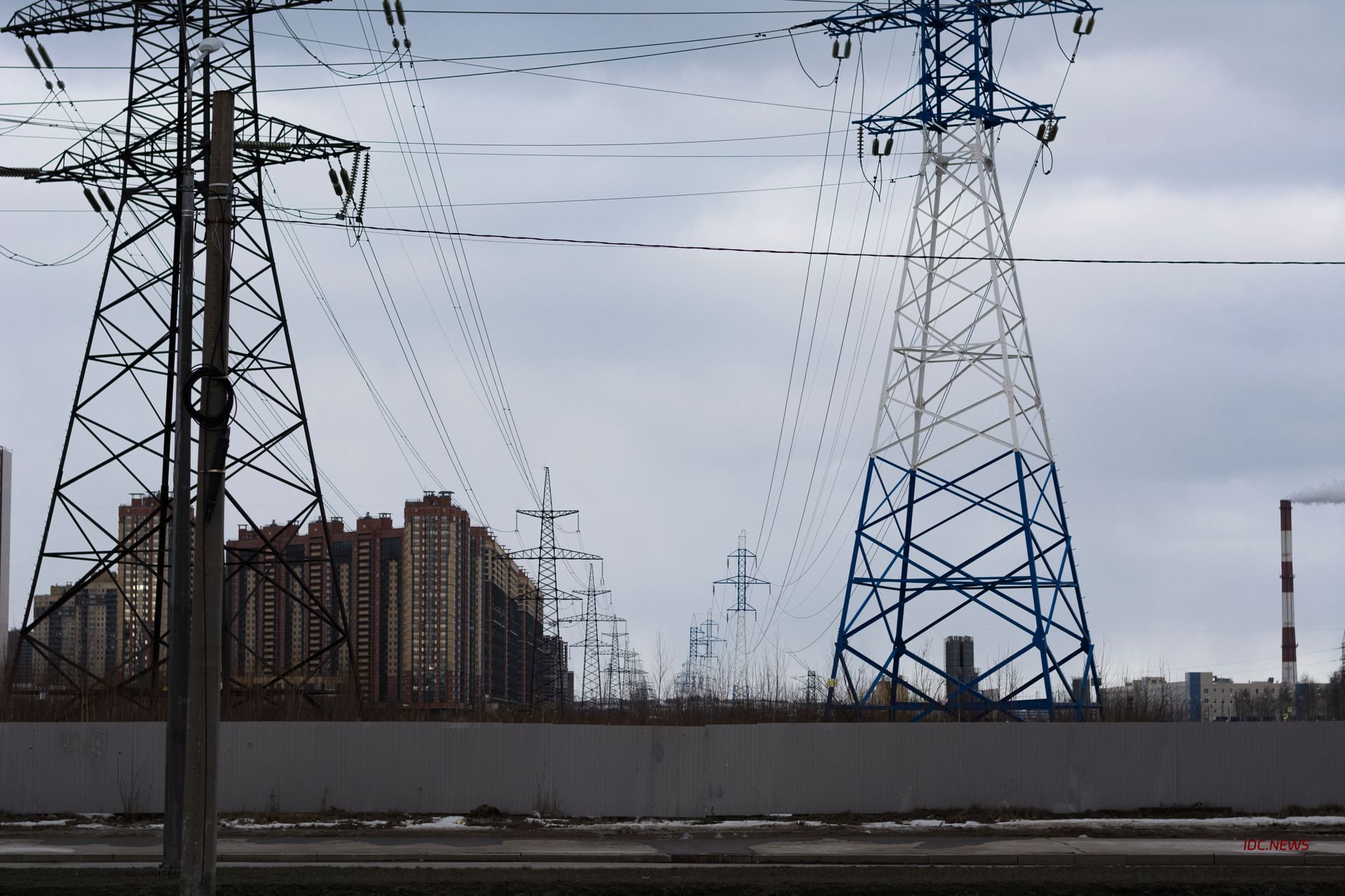 从 FERC 新规看中国 IDC 出海：美国电网接入瓶颈与备用电源策略调整